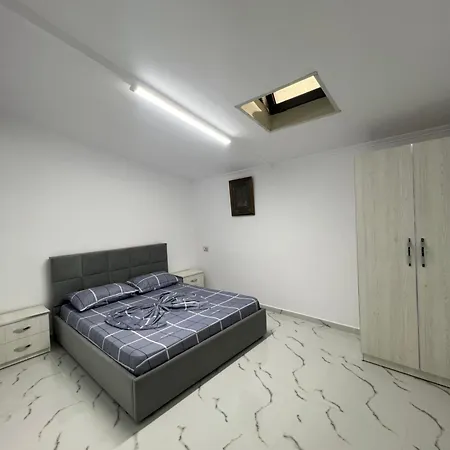 Andrea Hotel
